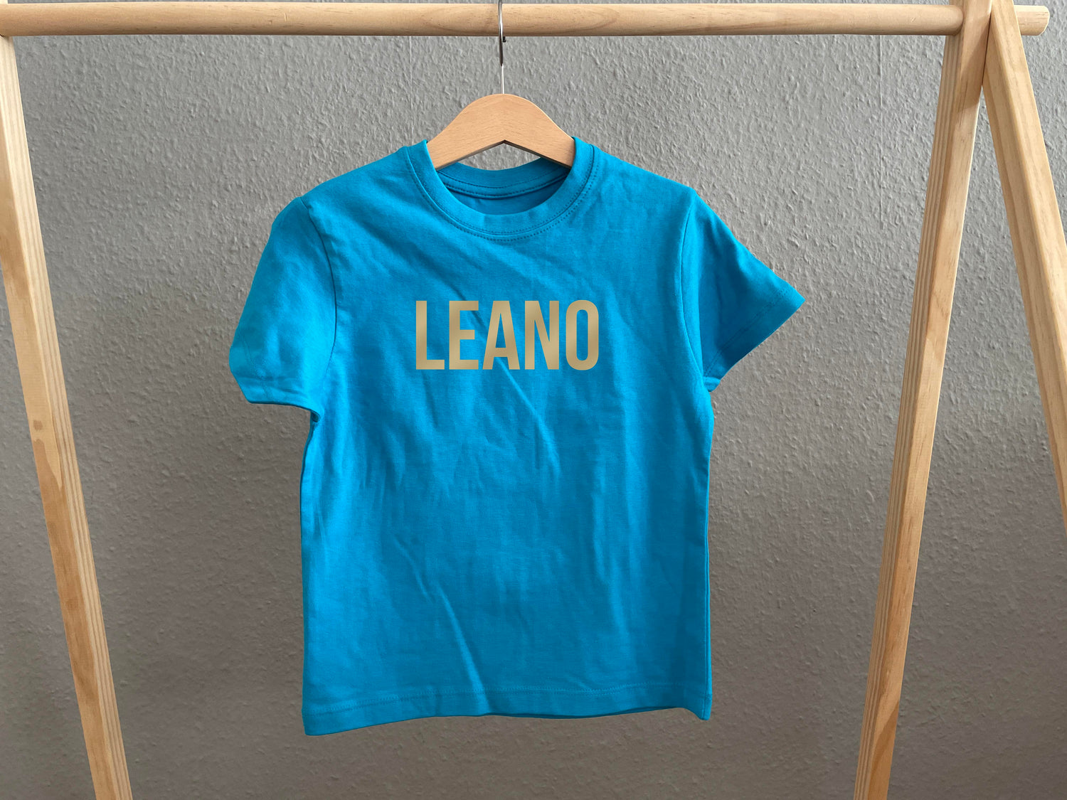 T-Shirt Wunschname Front – Bärolino by baumann-accessories